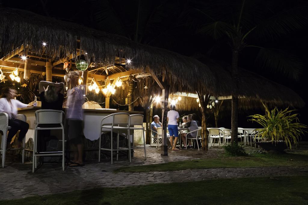 Mike'S Dauin Dive Resort Exterior foto