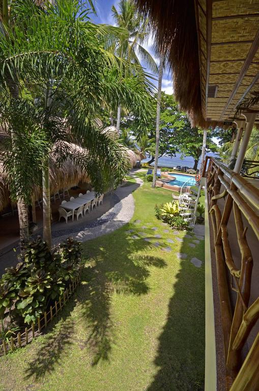 Mike'S Dauin Dive Resort Exterior foto