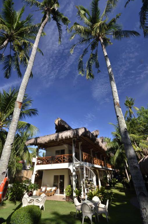 Mike'S Dauin Dive Resort Exterior foto